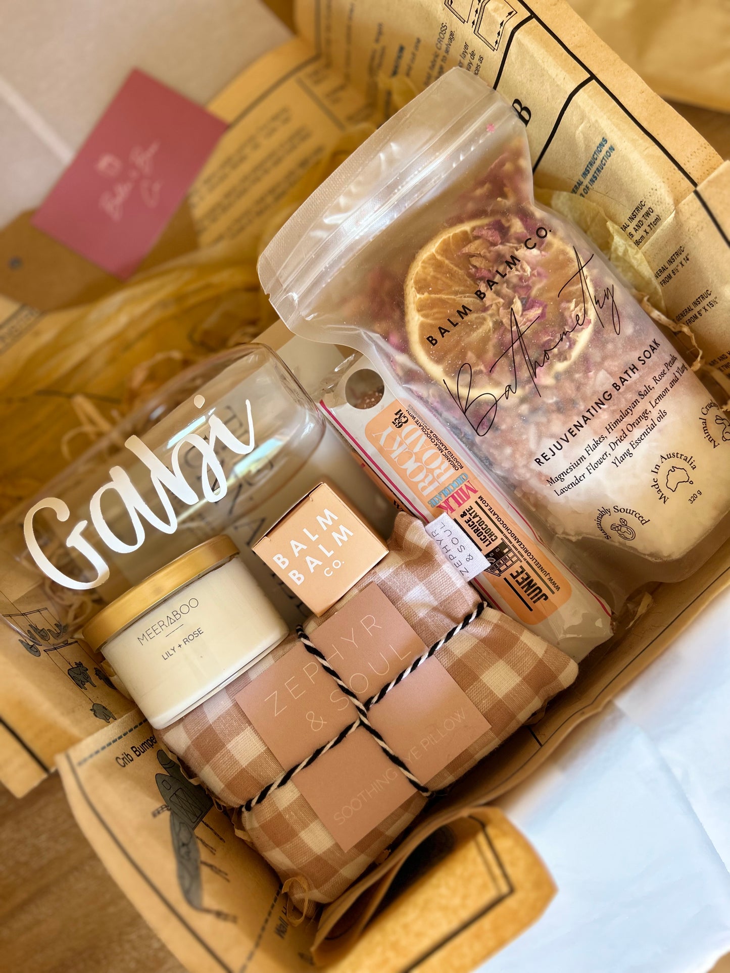Make your 'Will You Be My Bridesmaid?' moment extraordinary with our curated gift boxes. Handcrafted with love, delivered locally to Cootamundra and Temora or shipped Australia-wide. Personalize your ask in the most memorable way!
