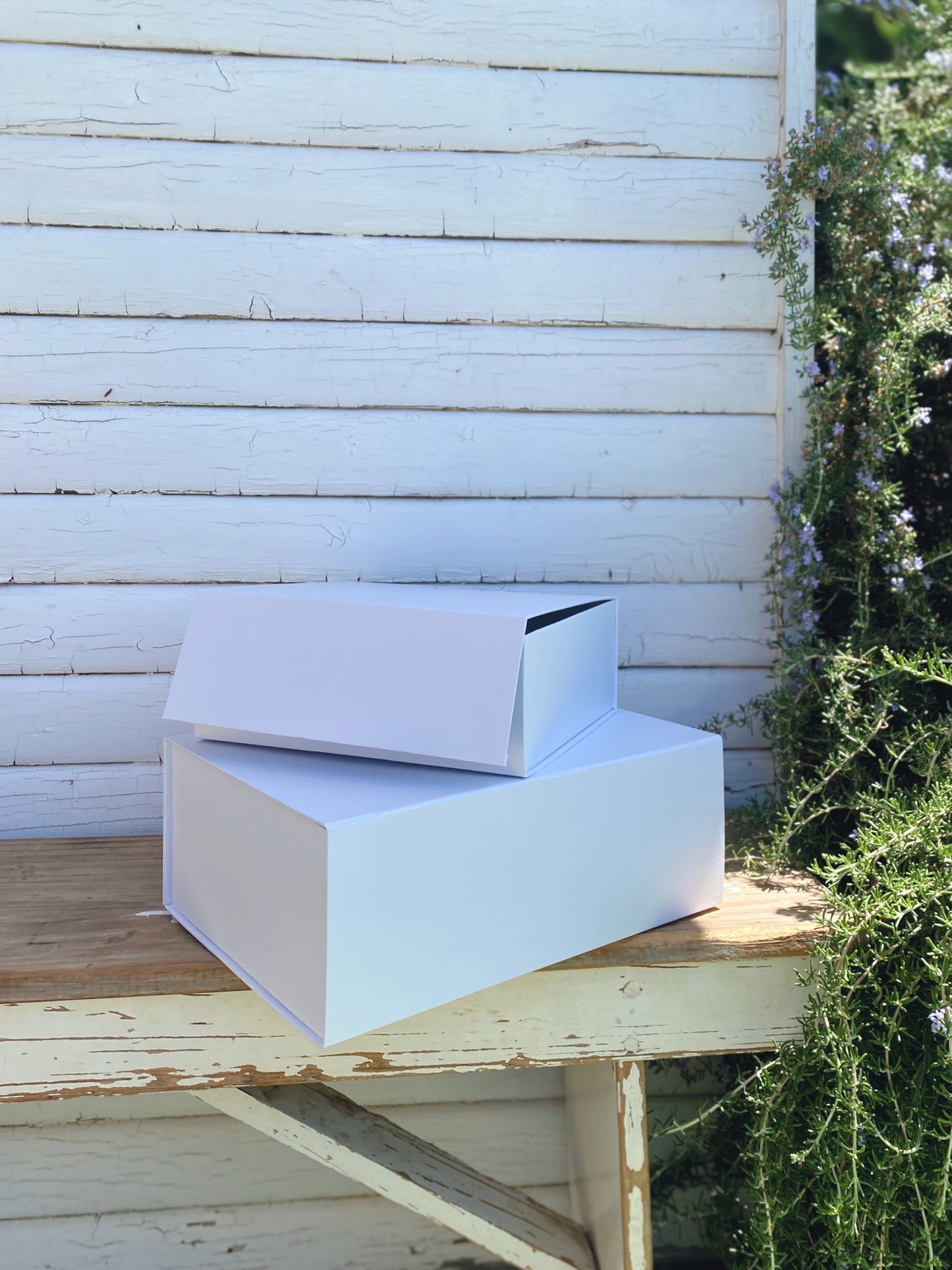 Luxe White Magnetic Close Gift Box
